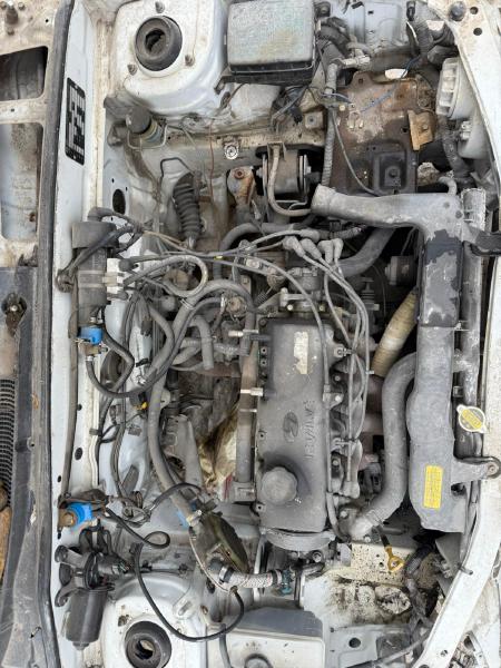 Hyundai accent 1.3 benzinli motor
